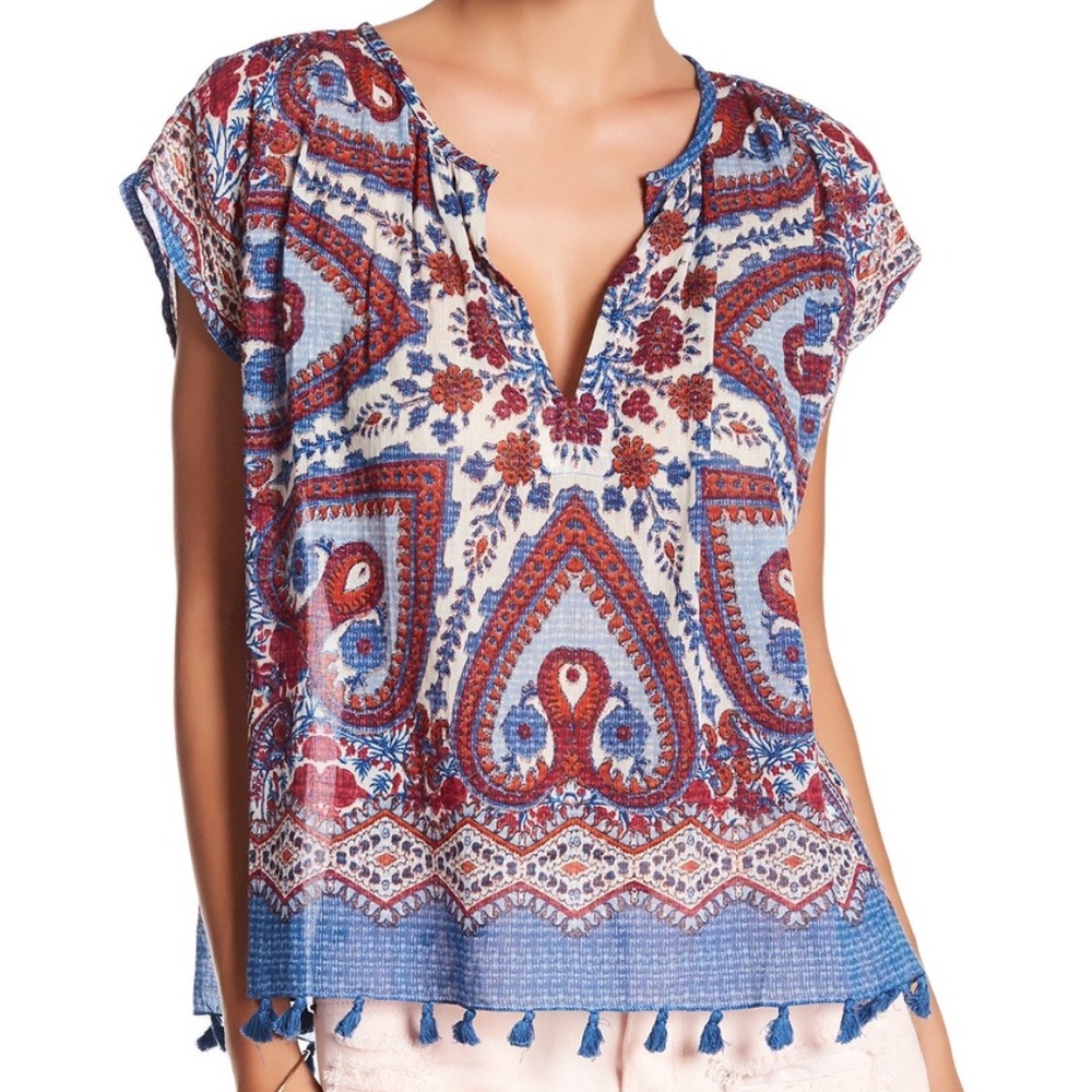 Love Stitch Short Sleeve Tassel Trim Blouse